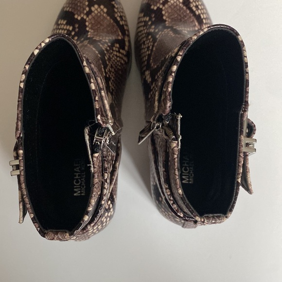 EUC Michael Kors Snakeskin Ankle Boots - Picture 7 of 8